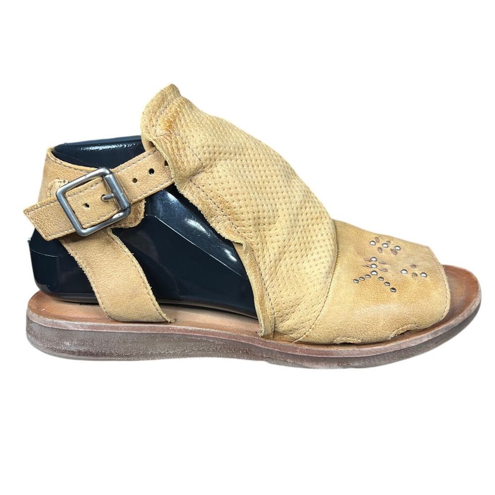 Miz Mooz Women’s Fifi Tan Leather Slingback Sandal Size 40 US 9/9.5